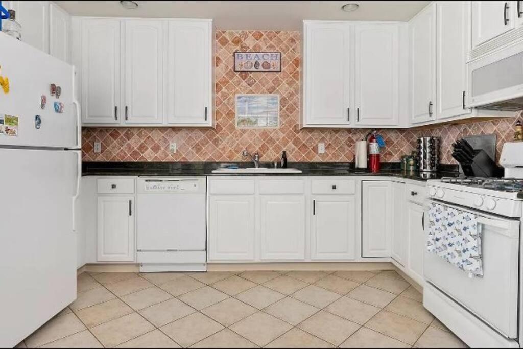 Ferienhaus Family Friendly Block Ocean View 3 Bedroom 2 Ba, Near Crest And Convention Center Wildwood