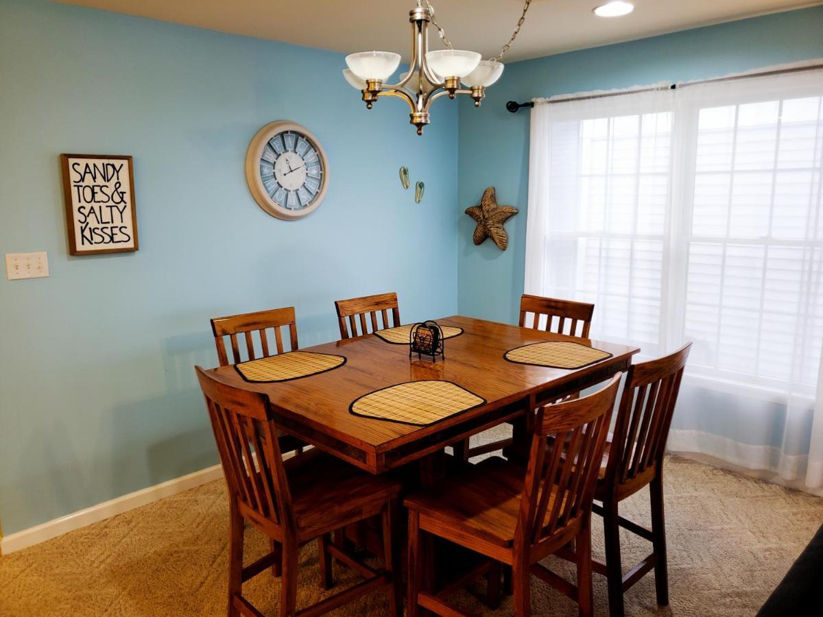 Family Friendly Block Ocean View 3 Bedroom 2 Ba, Near Crest And Convention Center * Wildwood
