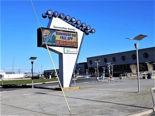 Family Friendly Block Ocean View 3 Bedroom 2 Ba, Near Crest And Convention Center Ferienhaus Wildwood